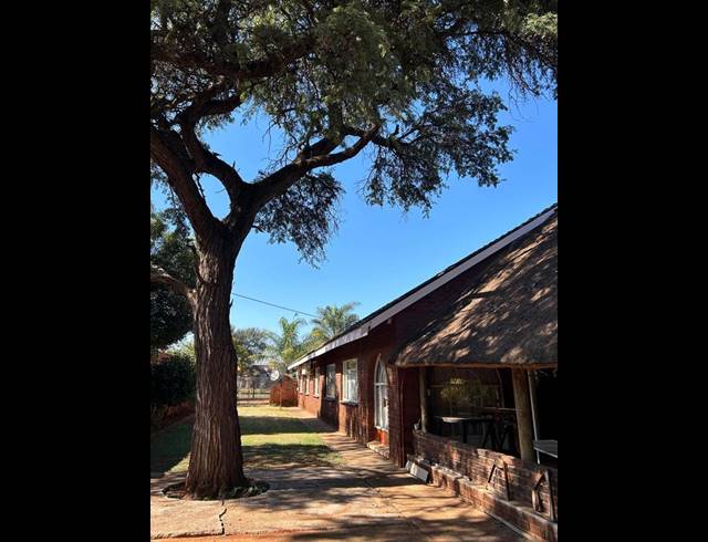 3 BEDROOM HOUSE FOR SALE IN CHROOM PARK